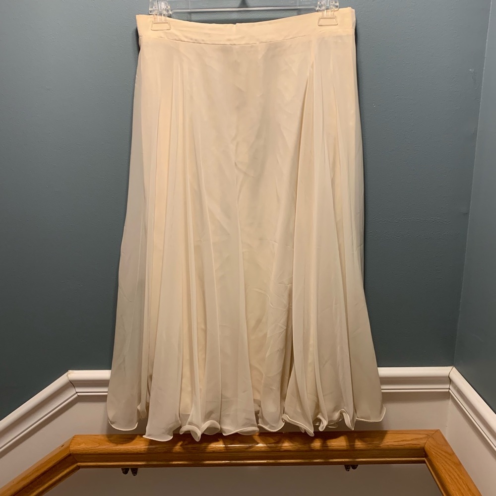 Ivory skirt